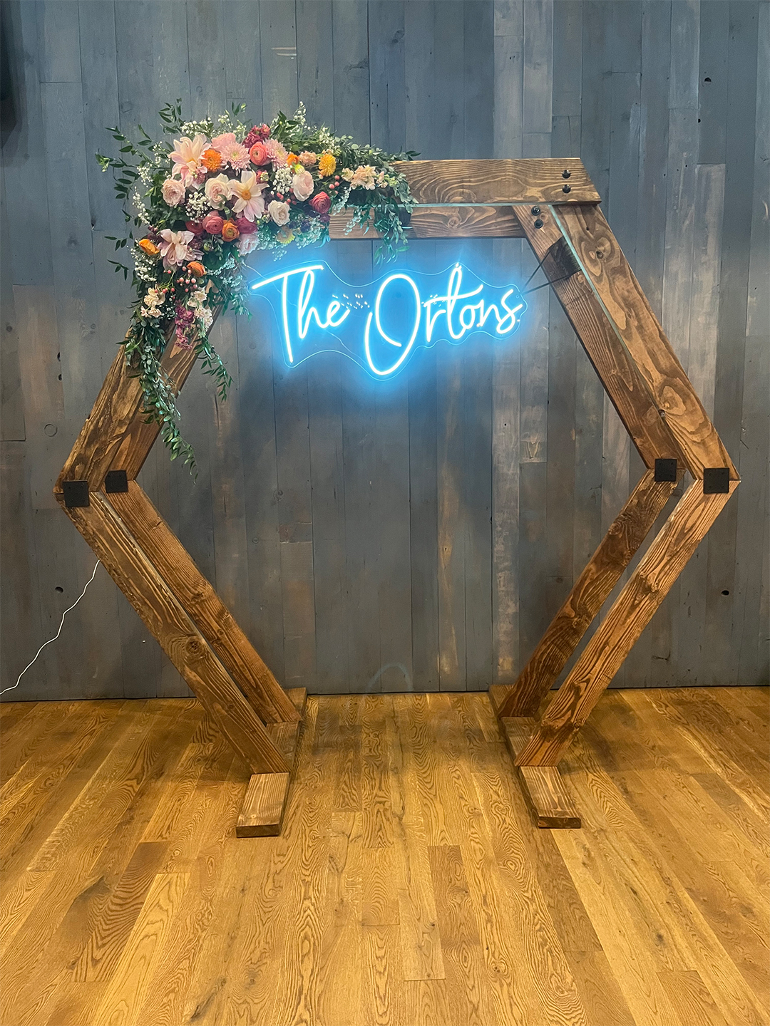 Queen Events Wedding Decor Tables and Chairs_0008_IMG_5058