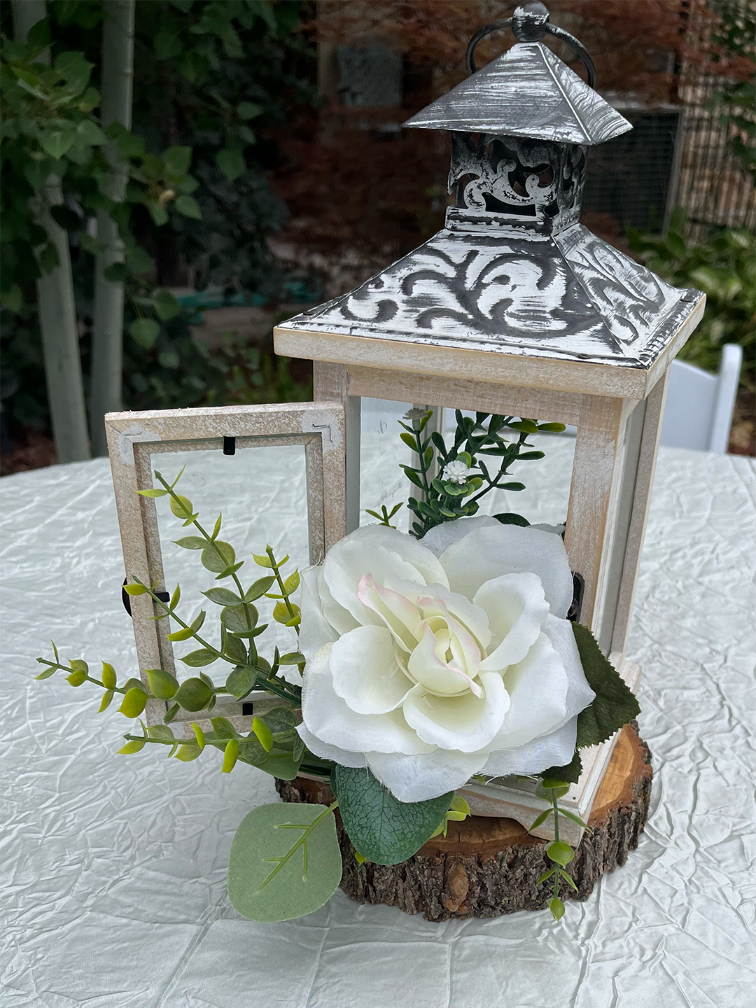 Queen Events Wedding Decor Tables and Chairs_0020_FullSizeRender